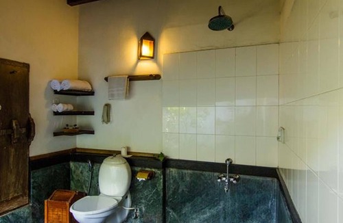 Aryad South Hotel | Punnamada Resorts