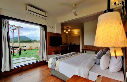 Karjat Hotel | Pushpam sanskruti Resort