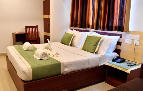 Kaloor Hotel | Puthens Capitol Inn