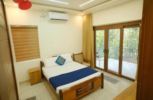 Hosdurg Apartment | Puzhayoram Reverside Resort Near Ranipuram