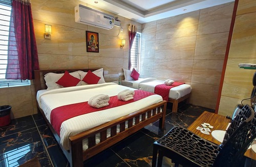 Kuilapalayam Hotel | PV Tower - Auro Beach