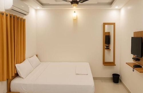 Tiruvallur Hotel | PY OLLIV THIRUVALLUR