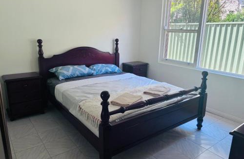 Concord West House | Queen Size Room guest house