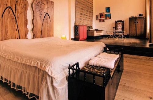 Bullawala Villa | QUEENBEE-BLUEDOOR-DEHRADUN · The Queenbee - A private luxury suite at Bluedoor