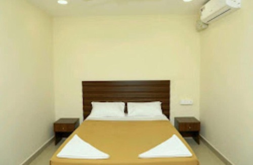 Vikarabad Hotel | R Banquets Ac Rooms, Vikarabad