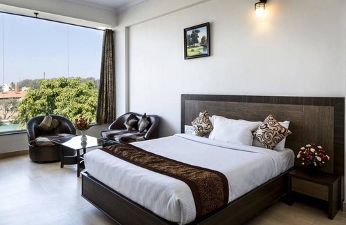 Malur Hotel | R G Hotels and Resort