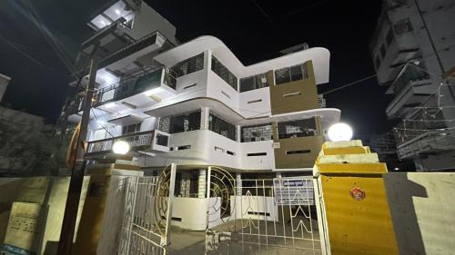 Barh Hotel | R J Singh Rest House