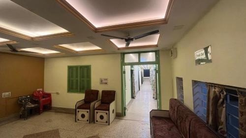 Barh Hotel | R J Singh Rest House