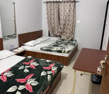 Salasar House | RADHA DEVI GUEST HOUSe