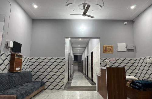 Salasar House | RADHA DEVI GUEST HOUSe