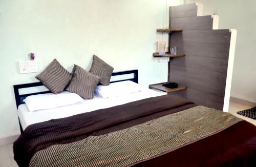 Panhala Fort Hotel | Radhanand Holiday Home