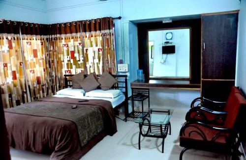 Panhala Fort Hotel | Radhanand Holiday Home