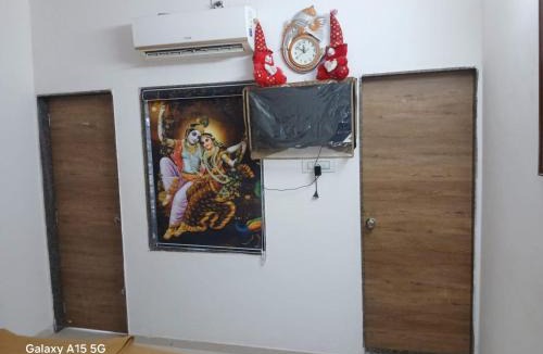 Dwarka House | Radhe Radhe Homestay