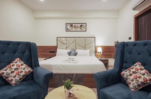 Madhapur Hotel | Radhe Suites