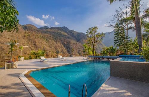Amkholi Hotel | Raga on the Ganges, Rishikesh