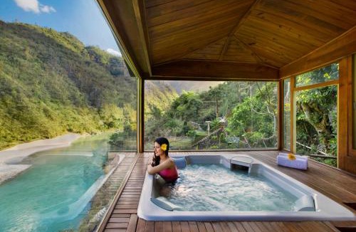 Amkholi Hotel | Raga on the Ganges, Rishikesh