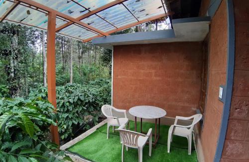 Somvarpet Villa | RAI COTTAGE @ Coorg ,Suntikoppa