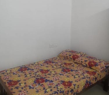 Varkala Hotel | Rail view tourist home