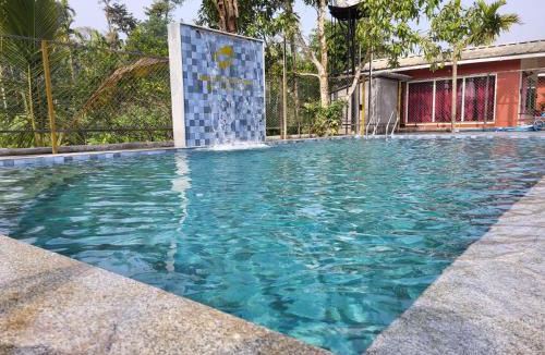 Mudigere House | Rainy Cloud Homestay Private Cottages -Pool, Estate, Near to Falls & Safari
