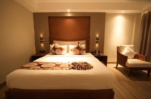 Kanjirappally Hotel | Raj Regent Manarcadu