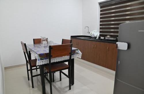 Thiruvananthapuram Apartment | Rajendra Tourist Home