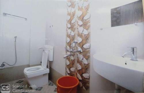 Kolhapur Hotel | Rajhuns Deluxe Lodging