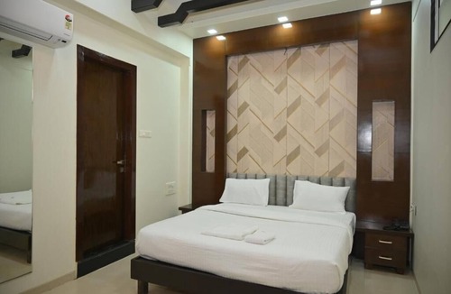 Adilabad Hotel | RAJVEER RESIDENCY