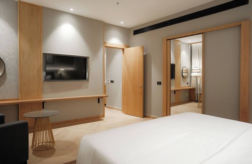 Ranchi Hotel | Ramada by Wyndham Ranchi