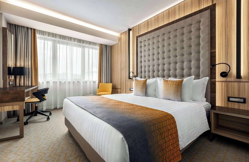 Ramnicu Valcea Hotel | Ramada by Wyndham Ramnicu Valcea