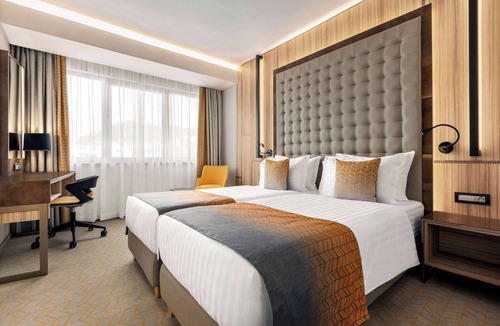 Ramnicu Valcea Hotel | Ramada by Wyndham Ramnicu Valcea