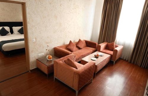Shahjahanpur Hotel | Ramada Neemrana