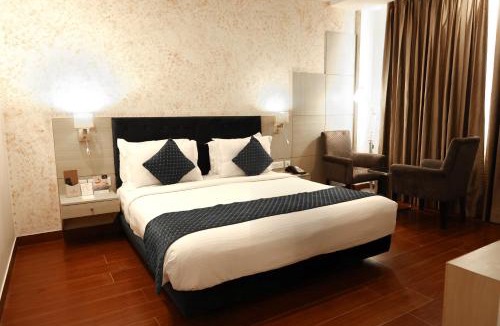 Shahjahanpur Hotel | Ramada Neemrana