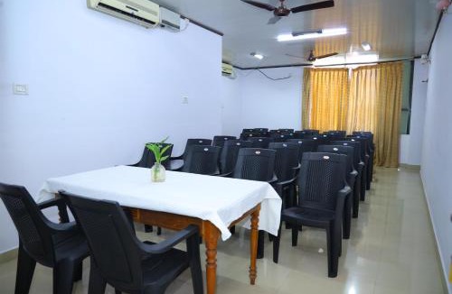 Ambalapuzha Hotel | Ramanilayam Tourist Home