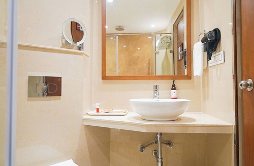 Tirupati Hotel | Ramee Guestline Hotel TIRUPATI