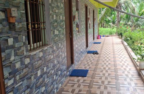 Ganapathichettikulam Hotel | Ramya Green House