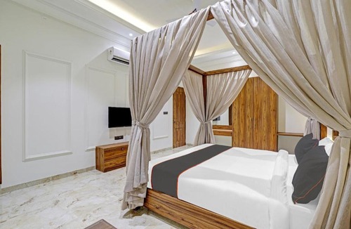 Rajkot Hotel | Ratna Vilas Palace