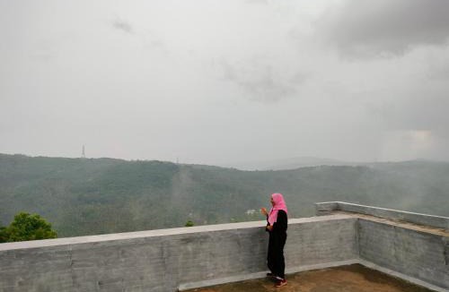 Talipparamba House | Razi Hill View home stay
