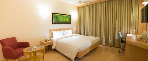Tiruchirappalli Hotel | Red Fox by Lemon Tree Hotels, Tiruchirappalli Trichy