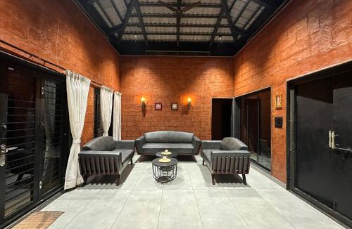Koynanagar House | Redstone Villa By Koyna Stays