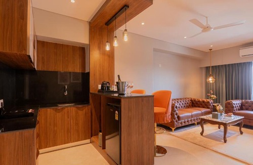 Viman Nagar Hotel | Regenta Magnus, Viman Nagar, Pune