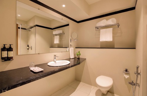 Ellis Bridge Hotel | Regenta Place CG Road