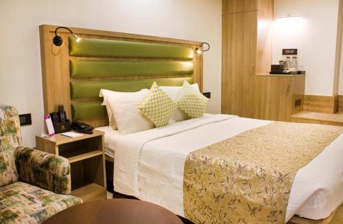 Airport Area Hotel | Regenta Place The Emerald