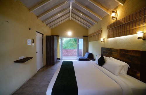 Avarghani Hotel | Regenta Resort Aranyaani