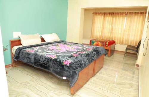 Thalayathimund Hotel | Relax Residency Ooty - Near Coonoor Road