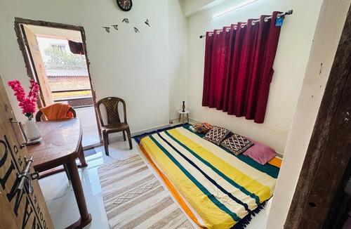 Dumdum Apartment | Relaxing 2BHK Retreat for Families & Couples