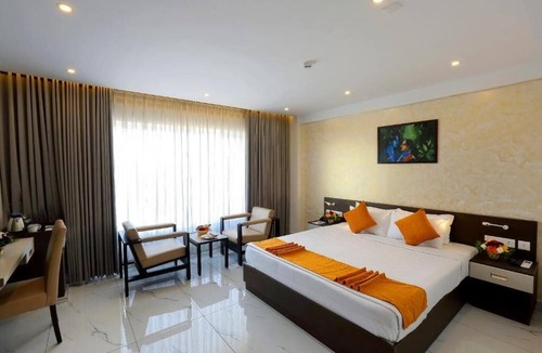 Guruvayur Hotel | Renai Sreekrishna