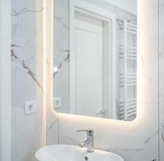 Gura Humorului Apartment | RentForComfort Ellys 2BDR Apartment