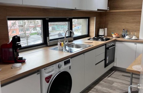Focsani Apartment | ResHome Apartments&Rooms