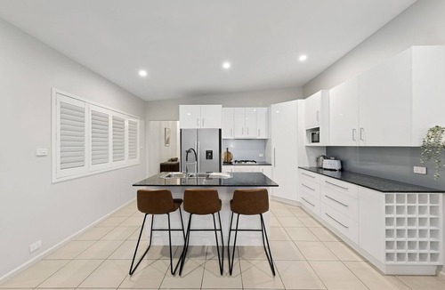 Cessnock House | Resort Style Home with Plunge Pool