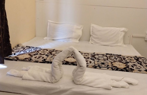 Sindhi Camp House | Rest Point